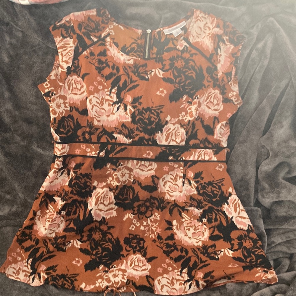 Maternity blouse size M